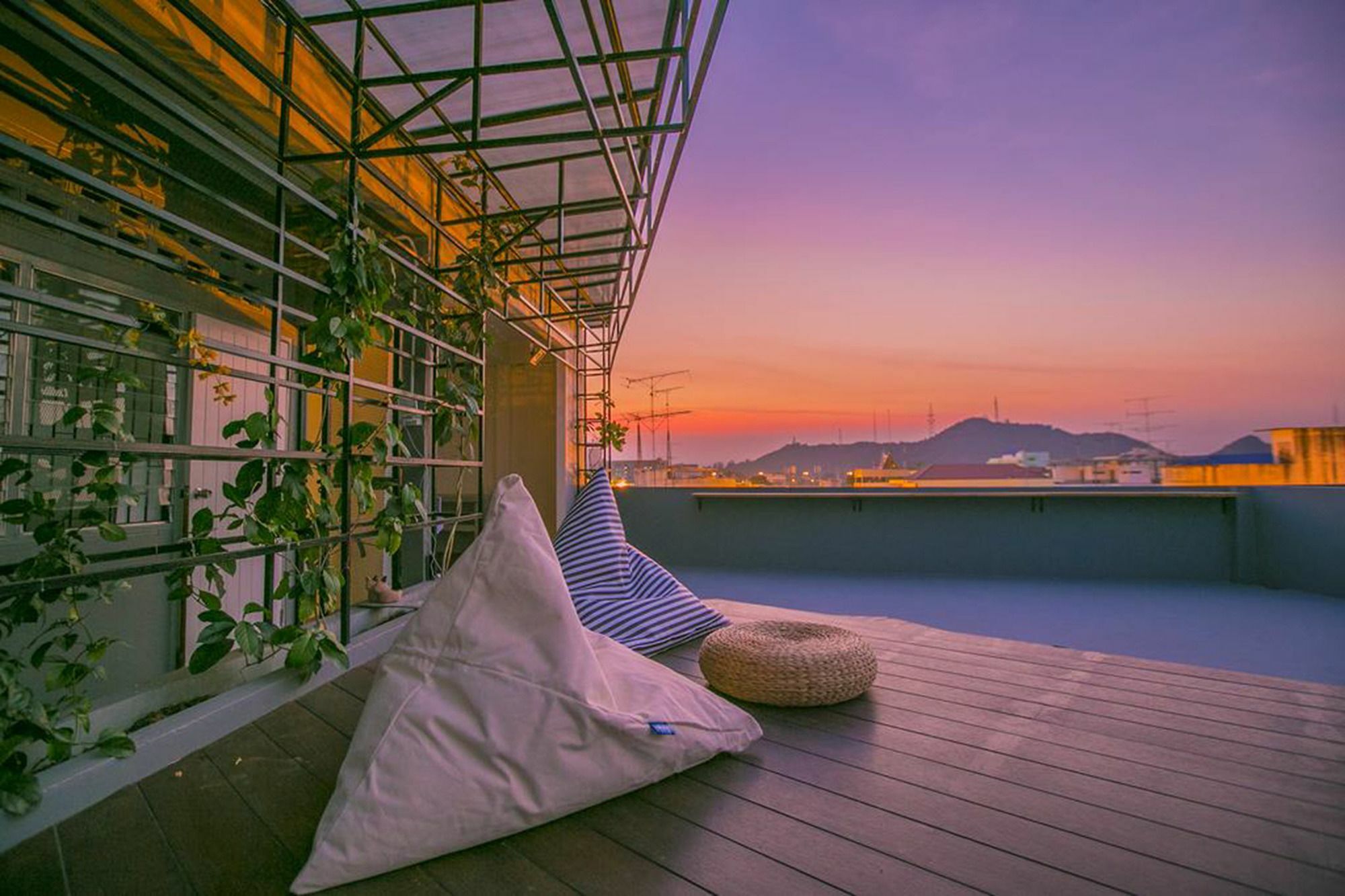 Chedi View Hostel Пхетчабурі Екстер'єр фото